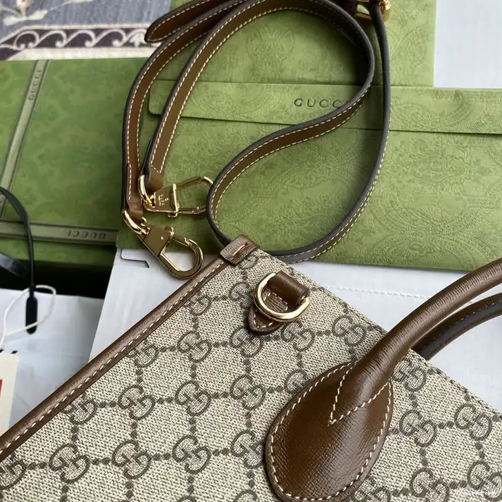 Fashionrepsfam ru 2111YA0018 Bags Gucci 0819